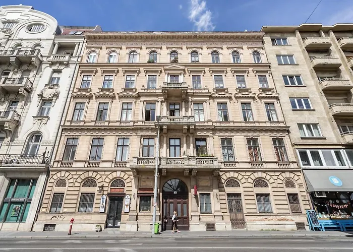 Nador Boutique- Best Location, By Bqa Budapest